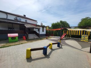 Eladó 589 m²-escsaládi ház Halásztelek, Halásztelek: 295'000'000 Ft