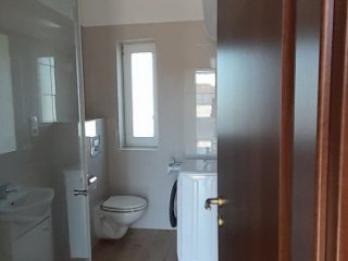 Kiadó 30 m²-estársasházi lakás Hatvan, Csaba utca: 160'000 Ft