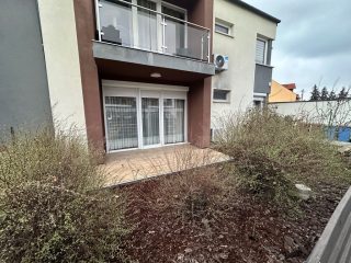 Kiadó 45 m²-estársasházi lakás Hatvan, István király utca: 200'000 Ft