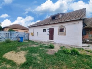 Eladó 70 m²-escsaládi ház Hatvan, Központhoz közeli utca: 27'000'000 Ft