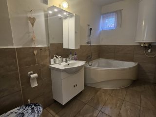 Eladó 120 m²-escsaládi ház Héhalom, Kossuth utca: 42'000'000 Ft