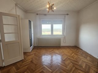 Eladó 120 m²-escsaládi ház Héhalom, Kossuth utca: 42'000'000 Ft