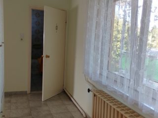 Eladó 108 m²-escsaládi ház Heves, Fő út mellet: 38'900'000 Ft