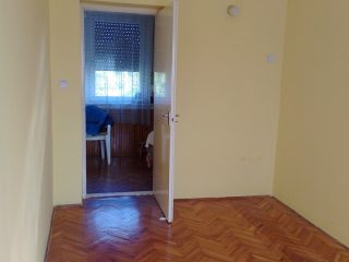 Eladó 108 m²-escsaládi ház Heves, Fő út mellet: 38'900'000 Ft