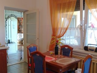 Eladó 108 m²-escsaládi ház Heves, Fő út mellet: 38'900'000 Ft