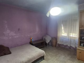 Eladó 85 m²-escsaládi ház Igal, Rendezett utca: 11'000'000 Ft