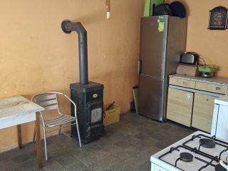 Eladó 85 m²-escsaládi ház Igal, Rendezett utca: 11'000'000 Ft