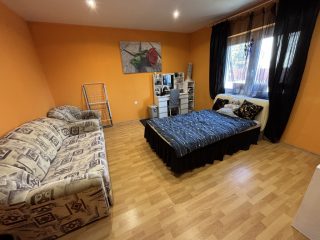 Eladó 86 m²-escsaládi ház Iklad, Deák Ferenc utca: 69'900'000 Ft