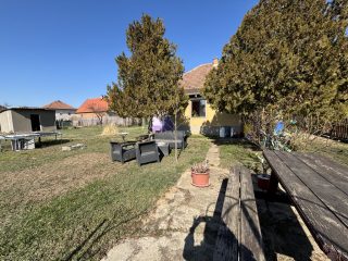 Eladó 86 m²-escsaládi ház Iklad, Deák Ferenc utca: 69'900'000 Ft