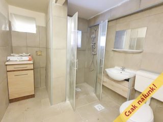 Eladó 48 m²-escsaládi ház Isaszeg, Penny Market közeli utca: 45'900'000 Ft