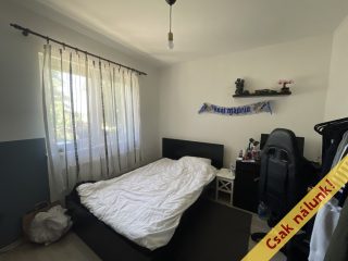 Eladó 92 m²-escsaládi ház Isztimér, Író nevek utca: 78'000'000 Ft