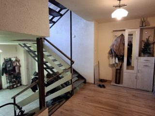 Eladó 240 m²-escsaládi ház Járdánháza, Izra út: 26'500'000 Ft