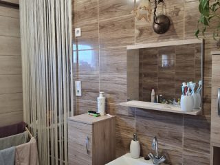 Eladó 240 m²-escsaládi ház Járdánháza, Izra út: 26'500'000 Ft