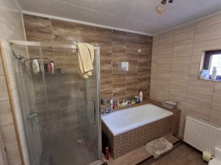 Eladó 240 m²-escsaládi ház Járdánháza, Izra út: 26'500'000 Ft