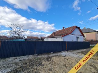 Eladó 53 m²-escsaládi ház Jászapáti (felső) , Lados utca: 10'950'000 Ft