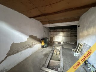 Eladó 120 m²-escsaládi ház Jászberény, Belvárosban: 47'800'000 Ft