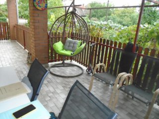 Eladó 88 m²-escsaládi ház Jászkarajenő, Széchenyi utca: 32'500'000 Ft