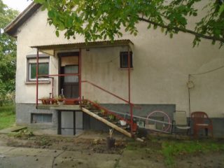 Eladó 88 m²-escsaládi ház Jászkarajenő, Széchenyi utca: 32'500'000 Ft