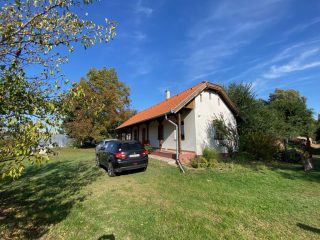 Eladó 11000 m²-esmezőgazdasági ingatlan Kakucs, Világos Tanya,  Kakucstól 1,5 km: 65'000'000 Ft