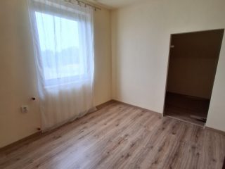 Eladó 73 m²-escsaládi ház Karád, Csendes utca: 55'000'000 Ft