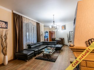 Eladó 226 m²-escsaládi ház Kartal, Orgona utca: 191'000'000 Ft