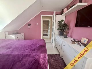 Eladó 131 m²-escsaládi ház Kerepes, Hold utca: 119'900'000 Ft