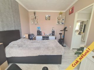 Eladó 131 m²-escsaládi ház Kerepes, Hold utca: 119'900'000 Ft