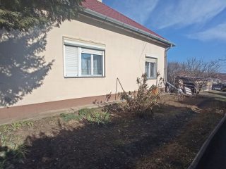 Eladó 45 m²-essorház Kerepes, Szabadság út: 38'790'000 Ft