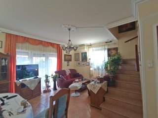 Eladó 102 m²-essorház Kerepes, Szilasliget: 119'900'000 Ft