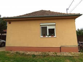 Eladó 71 m²-escsaládi ház Kerepes, Városközponthoz közeli utca: 79'900'000 Ft