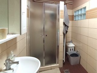 Eladó 71 m²-escsaládi ház Kerepes, Városközponthoz közeli utca: 79'900'000 Ft