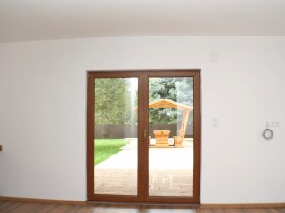 Eladó 72 m²-escsaládi ház Kiskunlacháza, Duna-part közeli utca: 105'000'000 Ft