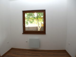 Eladó 72 m²-escsaládi ház Kiskunlacháza, Duna-part közeli utca: 105'000'000 Ft