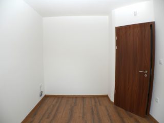 Eladó 72 m²-escsaládi ház Kiskunlacháza, Duna-part közeli utca: 105'000'000 Ft