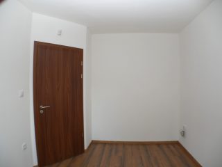 Eladó 72 m²-escsaládi ház Kiskunlacháza, Duna-part közeli utca: 105'000'000 Ft