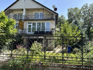 Kiadó 124 m²-esikerház Kiskunlacháza, Sellő utca: 250'000 Ft