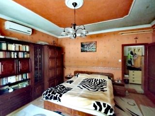 Eladó 140 m²-escsaládi ház Kistarcsa, Aulich Lajos utca környéke: 109'900'000 Ft