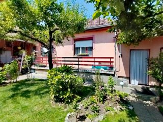 Eladó 140 m²-escsaládi ház Kistarcsa, Aulich Lajos utca környéke: 109'900'000 Ft