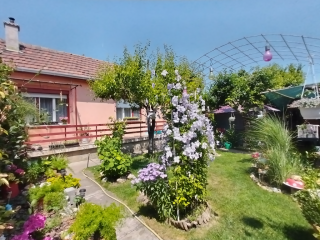 Eladó 140 m²-escsaládi ház Kistarcsa, Aulich Lajos utca környéke: 109'900'000 Ft