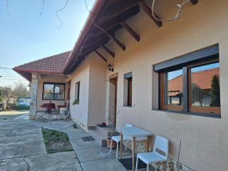 Eladó 122 m²-escsaládi ház Kistarcsa, Munkácsi Mihály utca: 145'900'000 Ft