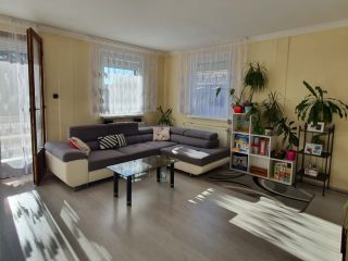 Eladó 130 m²-escsaládi ház Kóka, Nagykátai út: 69'900'000 Ft