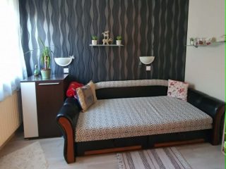 Eladó 130 m²-escsaládi ház Kóka, Nagykátai út: 69'900'000 Ft
