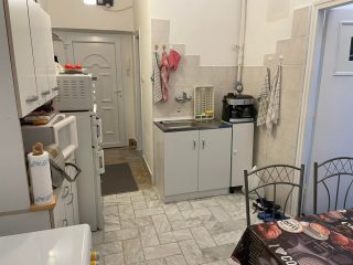 Eladó 54 m²-estársasházi lakás Komló, Kiss József utca: 13'500'000 Ft