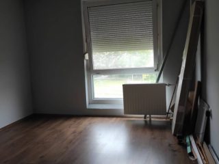 Eladó 57 m²-estársasházi lakás Komló, Körtvélyes utca: 11'000'000 Ft