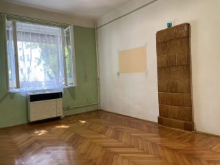 Eladó 34 m²-estársasházi lakás Komló, Tompa Mihály utca: 9'990'000 Ft