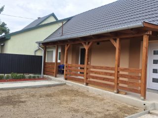 Eladó 42 m²-escsaládi ház Kőröshegy, Csendes utca: 39'500'000 Ft