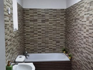 Eladó 42 m²-escsaládi ház Kőröshegy, Csendes utca: 39'500'000 Ft