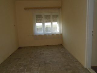 Eladó 76 m²-escsaládi ház Kőröstetétlen, Törteli út: 19'900'000 Ft