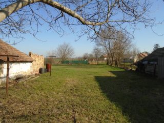 Eladó 76 m²-escsaládi ház Kőröstetétlen, Törteli út: 19'900'000 Ft