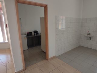 Eladó 1116 m²-esegyéb üzlethelyiség Kulcs, Rákóczi utca: 285'000'000 Ft